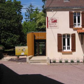 Famille Mary - Maison de l‘Apiculteur